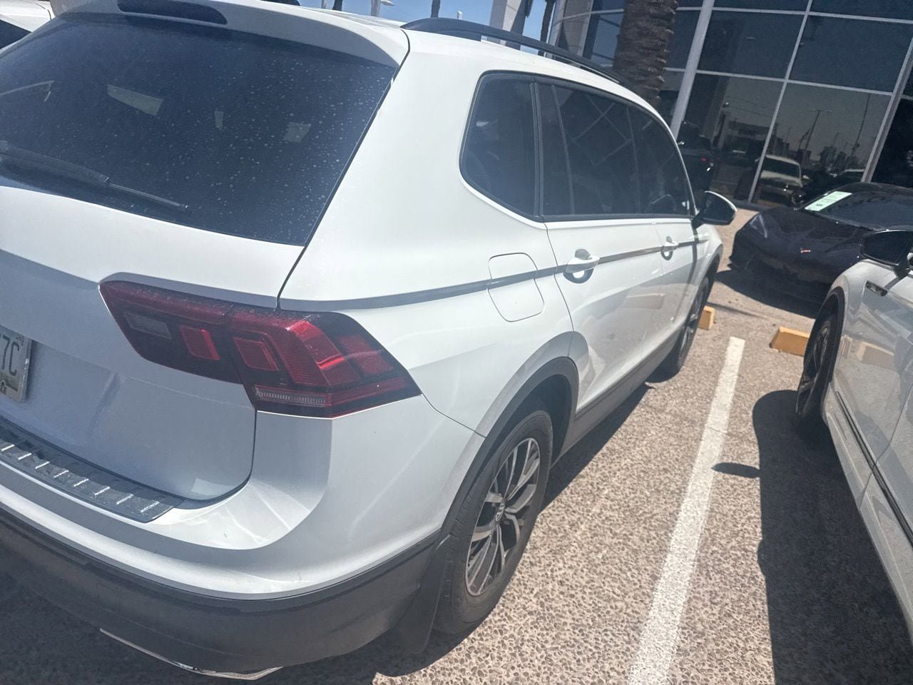 Used 2021 Volkswagen Tiguan S FWD image 8