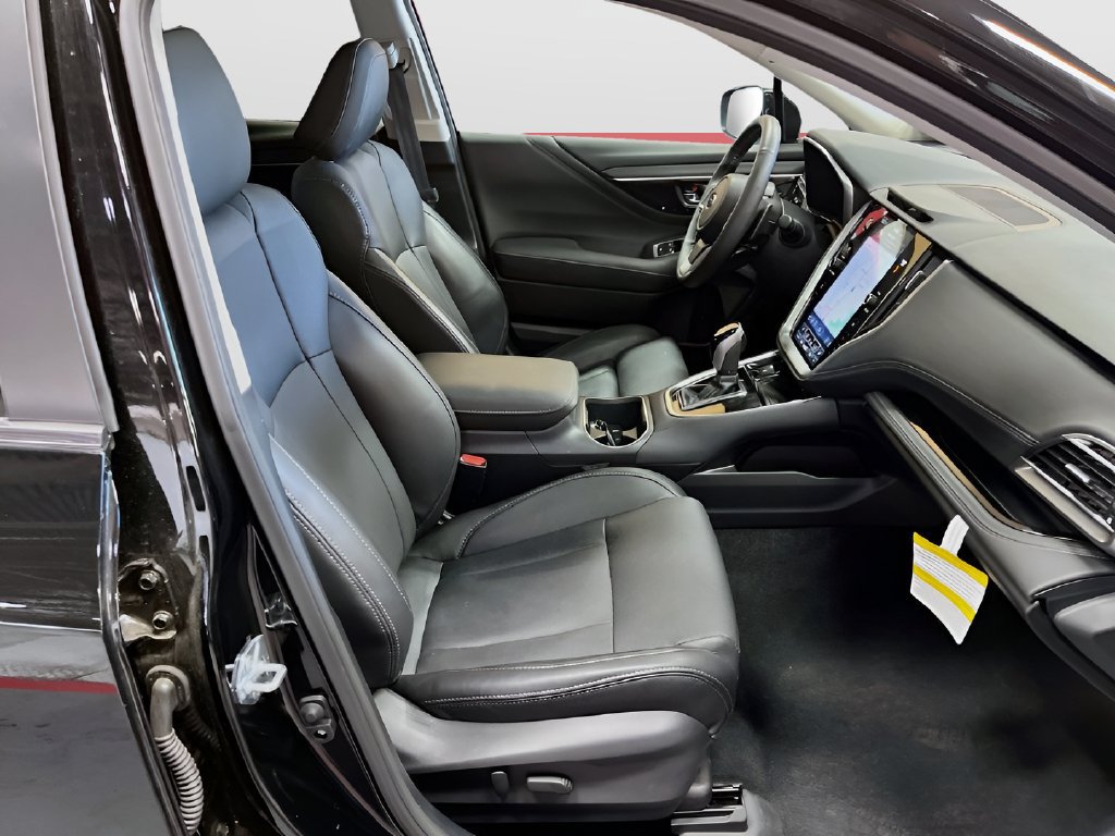 Used 2025 Subaru Outback Limited w/ Popular Package #2 AWD/4WD image 30