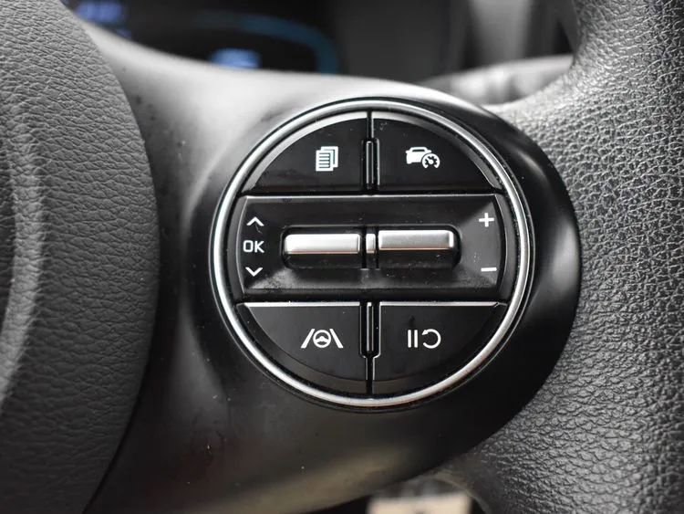 Used 2023 Kia Soul LX w/ LX Technology Package image 23