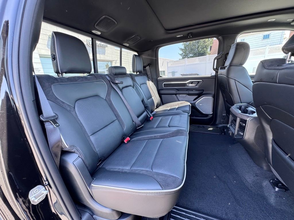 New 2026 RAM 1500 Laramie AWD/4WD image 22