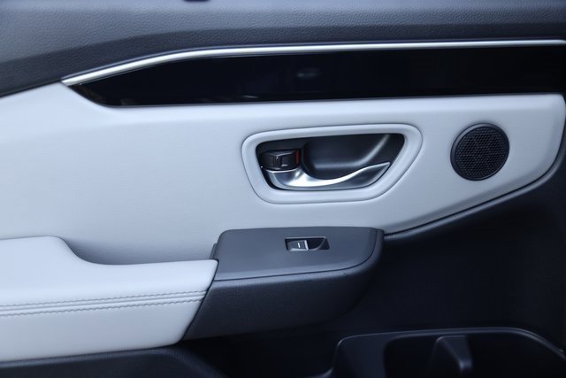 New 2025 Honda Pilot EX-L image 25