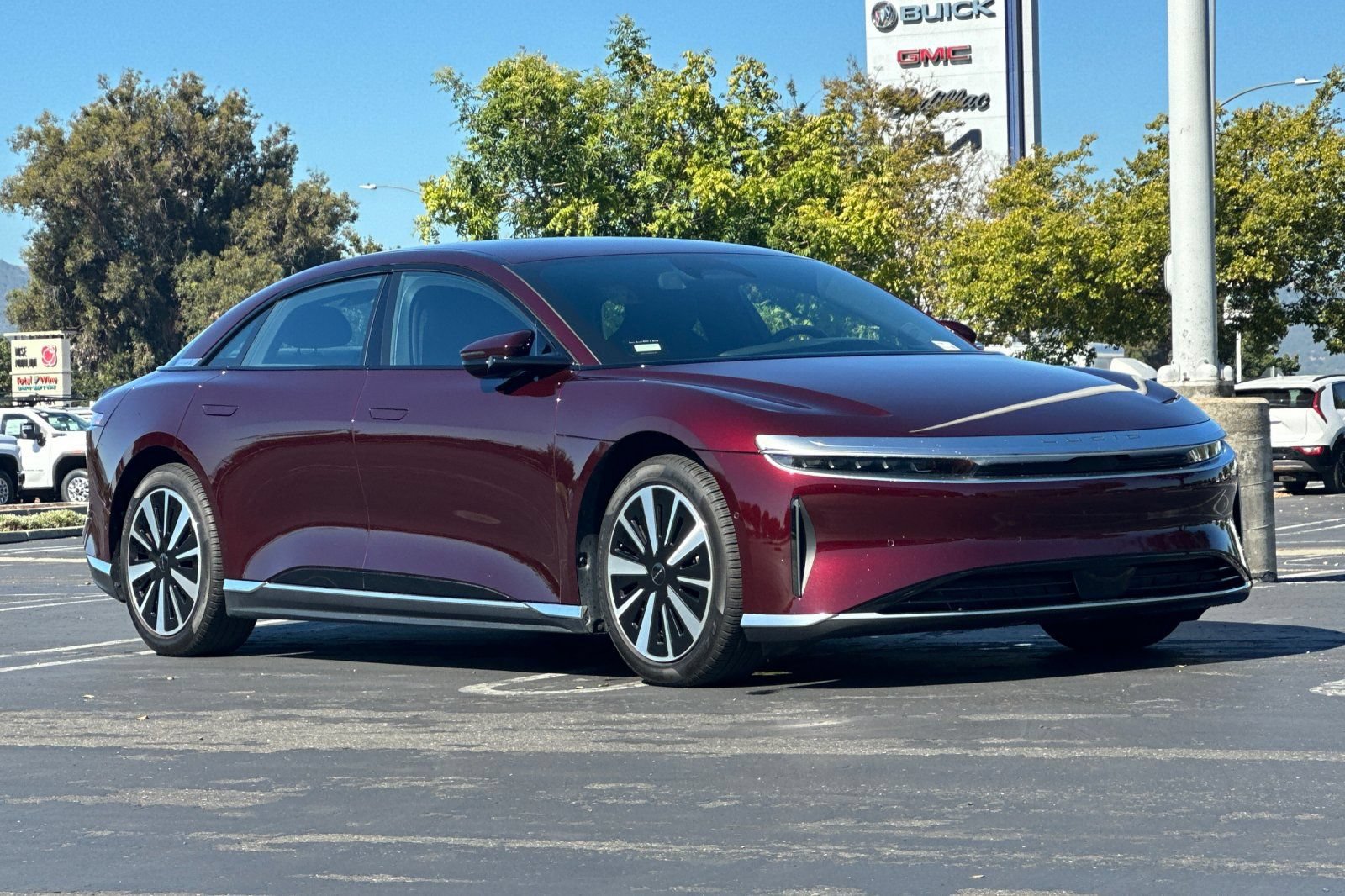 Used 2025 Lucid Air Pure RWD image 2