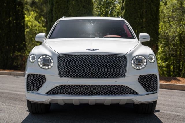 Used 2022 Bentley Bentayga AWD/4WD image 23