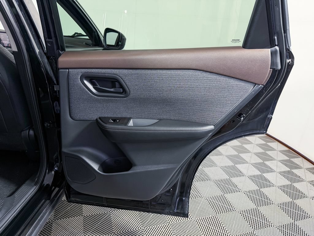 Certified 2021 Nissan Rogue S AWD/4WD image 40