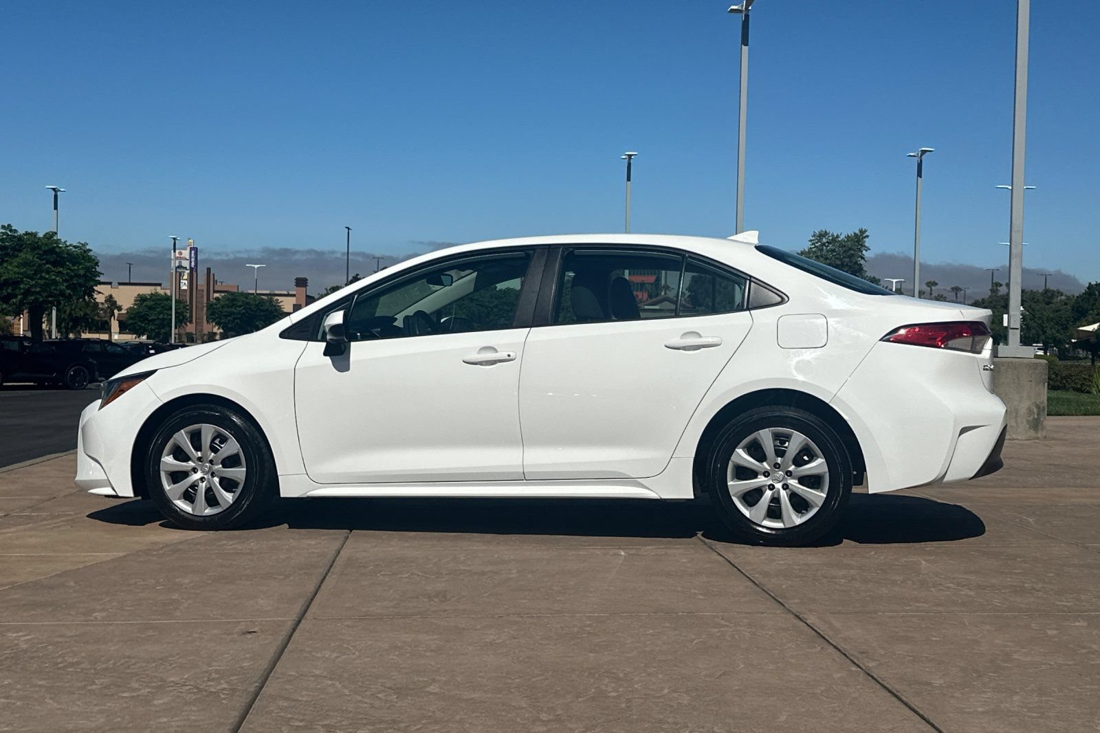 Certified 2023 Toyota Corolla LE FWD image 8