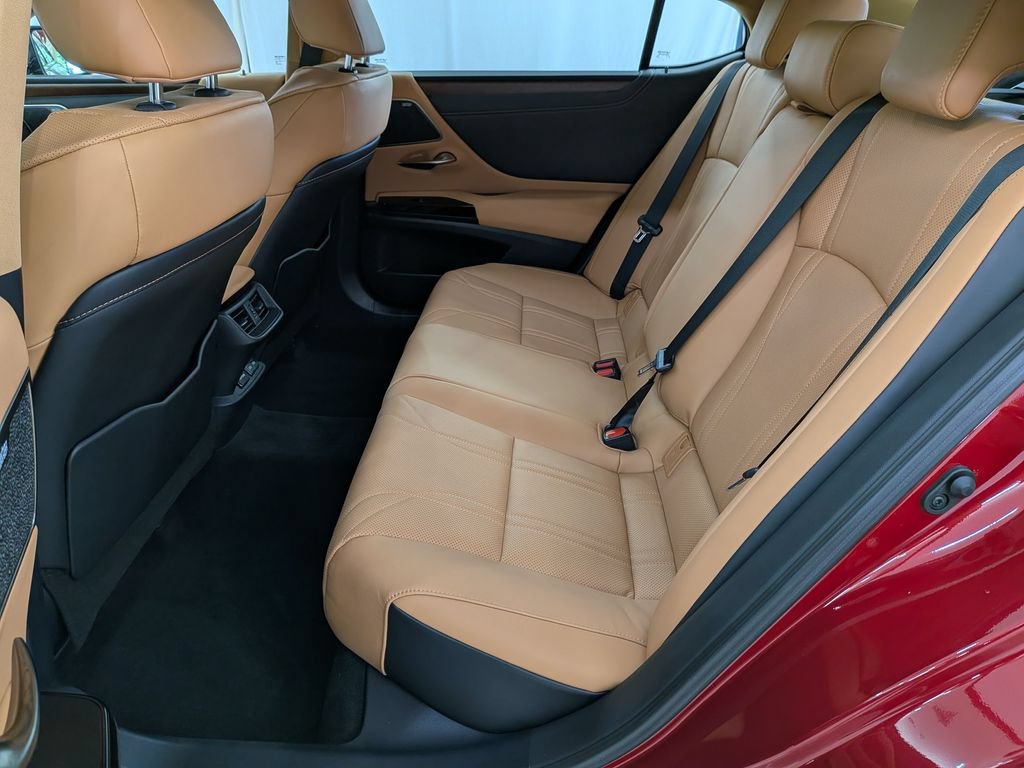 Certified 2025 Lexus ES 350 w/ Accessory Package (Z2) FWD image 30
