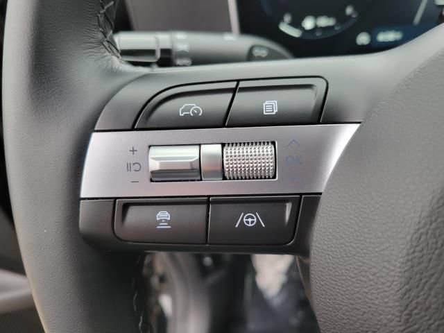 Used 2025 Hyundai Tucson SEL AWD/4WD image 23