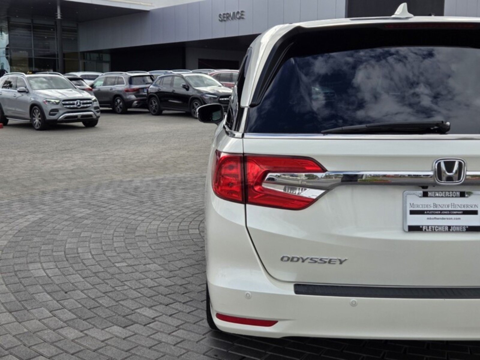 Used 2018 Honda Odyssey Touring image 11