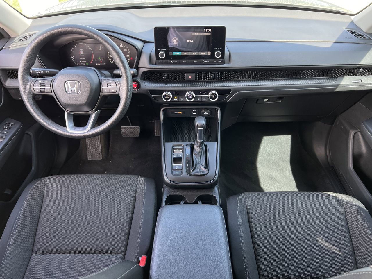 Used 2024 Honda CR-V LX image 7