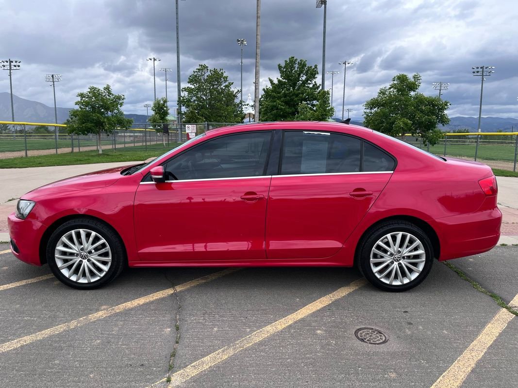 Used 2012 Volkswagen Jetta SEL FWD image 8
