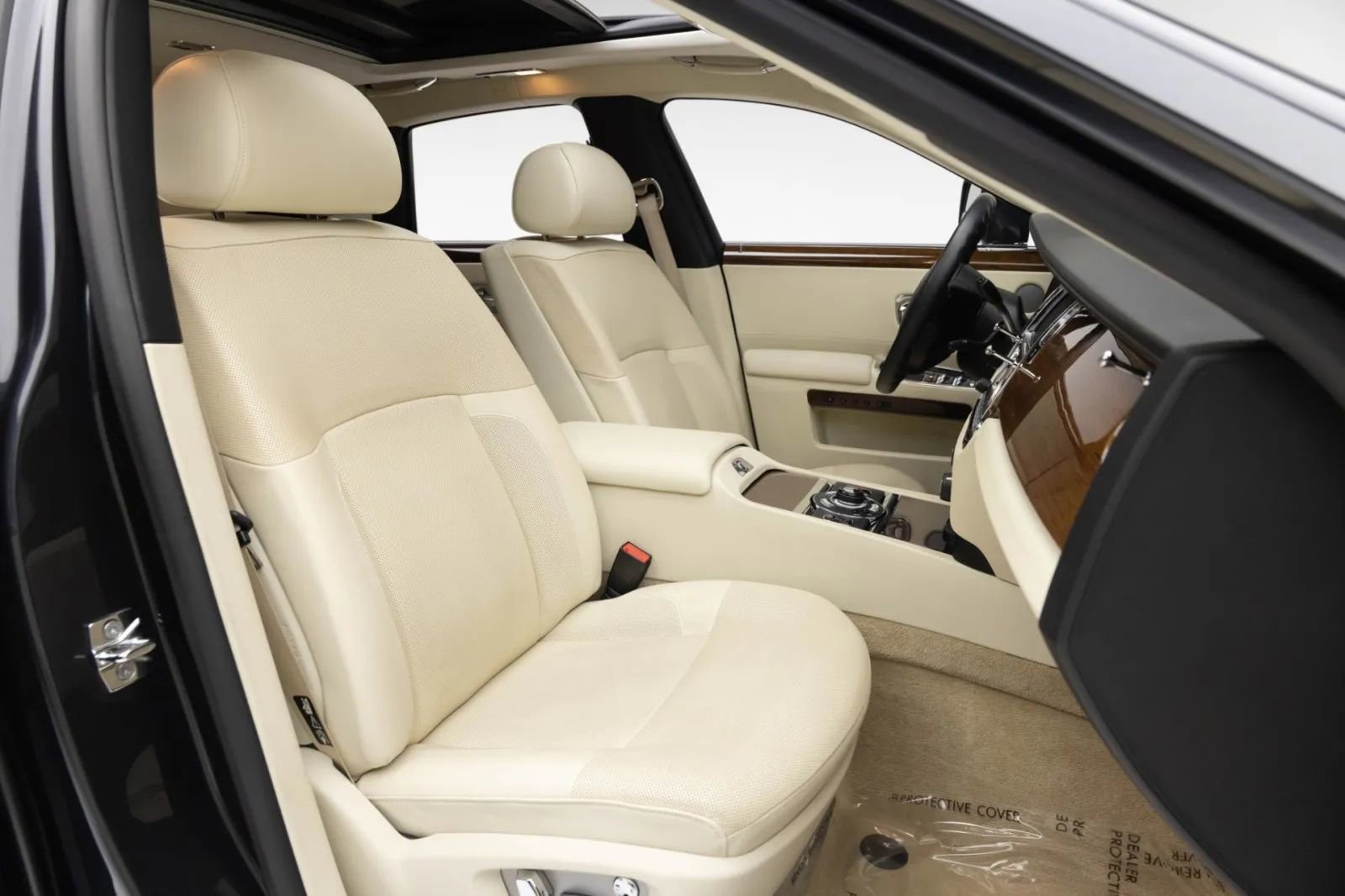 Used 2010 Rolls-Royce Ghost RWD image 4
