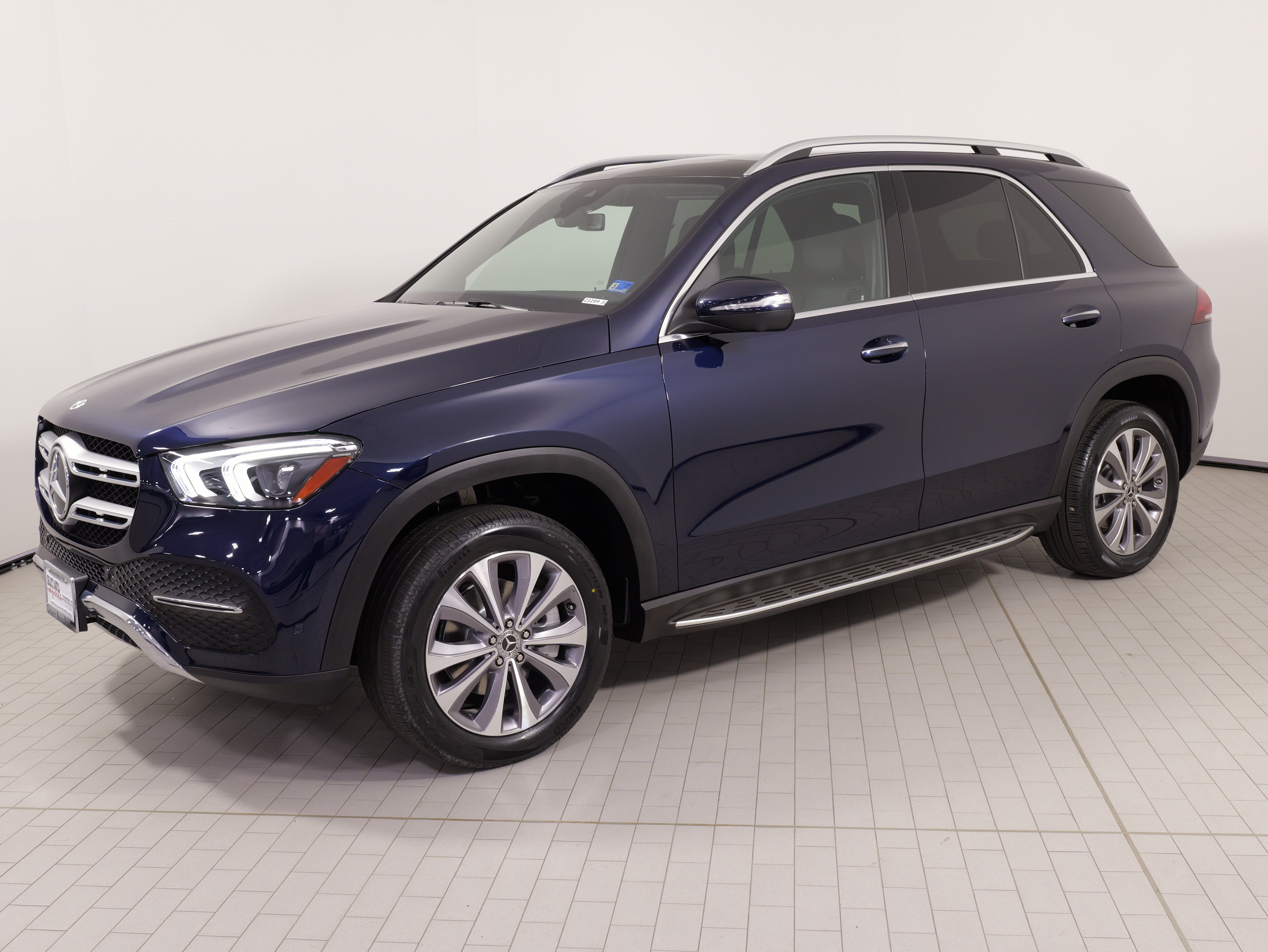 Used 2022 Mercedes-Benz GLE 350 4MATIC image 1