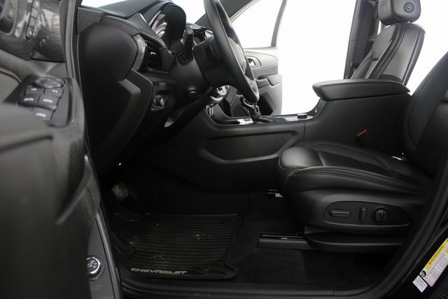Used 2023 Chevrolet Traverse High Country image 21