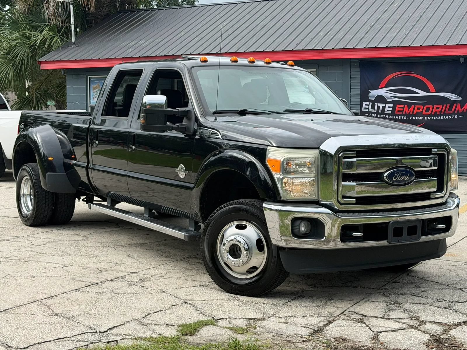Used 2016 Ford F350 Lariat w/ Lariat Ultimate Package AWD/4WD image 1