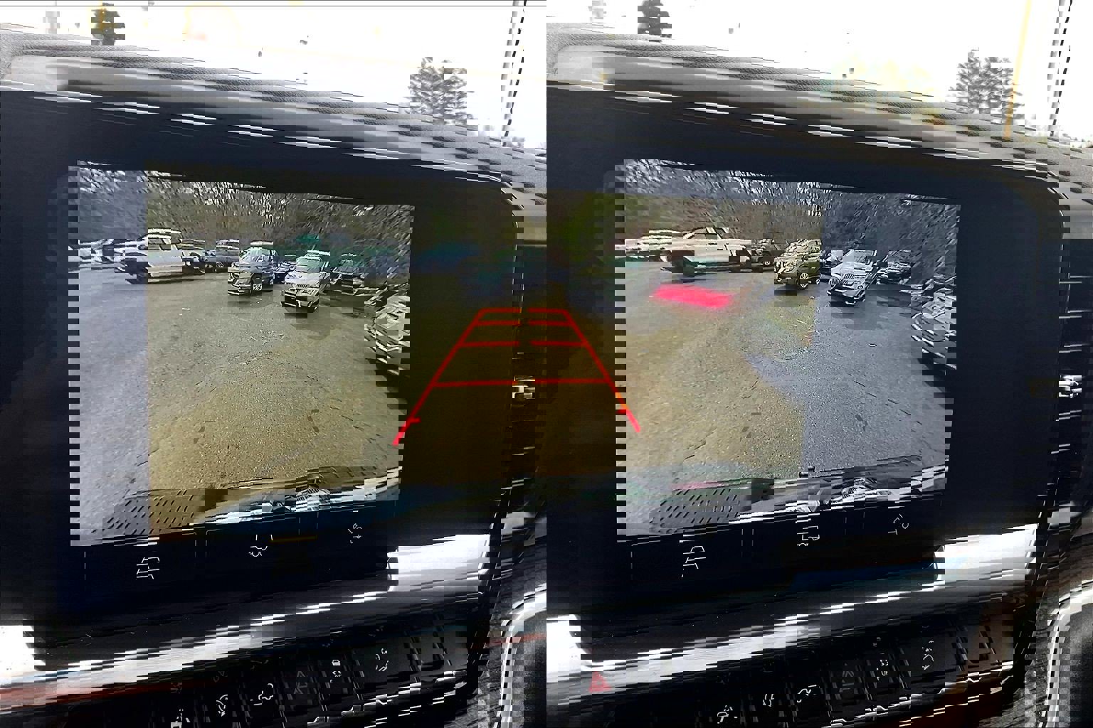 Used 2025 Chevrolet Silverado 1500 LT Trail Boss w/ Convenience Package II image 10