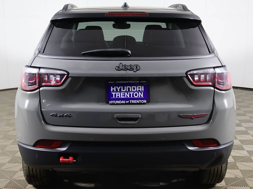Used 2022 Jeep Compass Trailhawk w/ Sun and Sound Group image 12