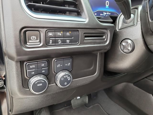 Certified 2023 Chevrolet Suburban Z71 w/ Luxury Package image 22
