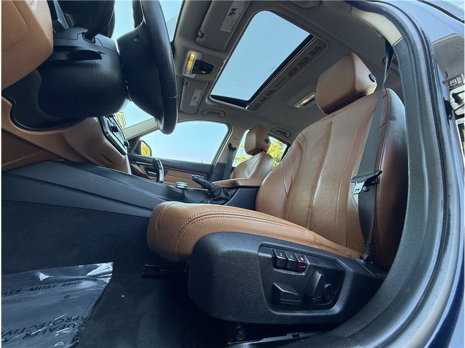 Used 2014 BMW 328i Sedan RWD image 9