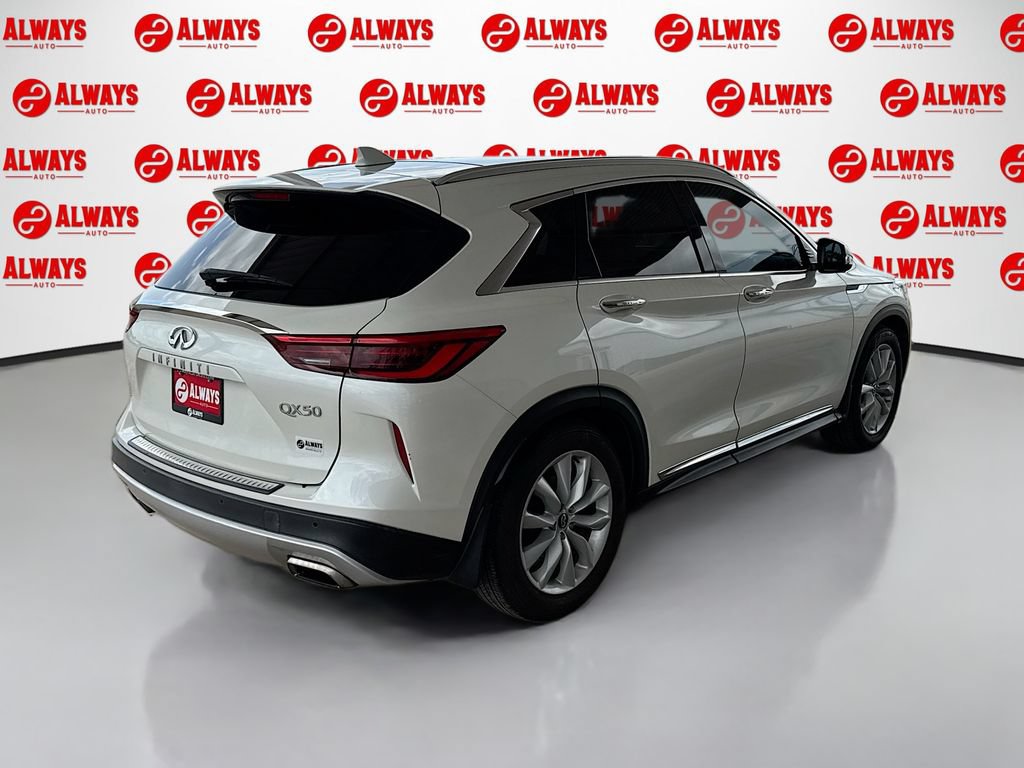 Used 2019 INFINITI QX50 Essential w/ Premium Heat Package FWD image 5