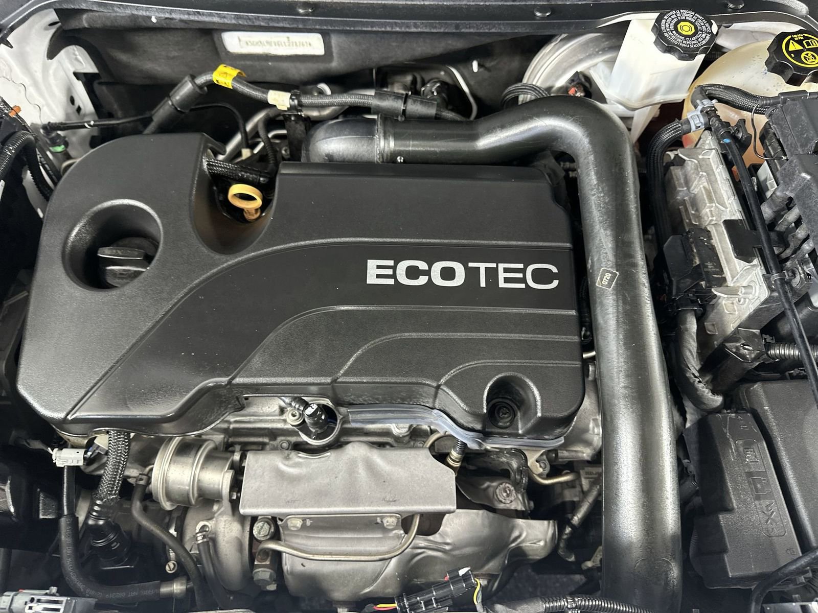 Used 2020 GMC Terrain SLE image 32