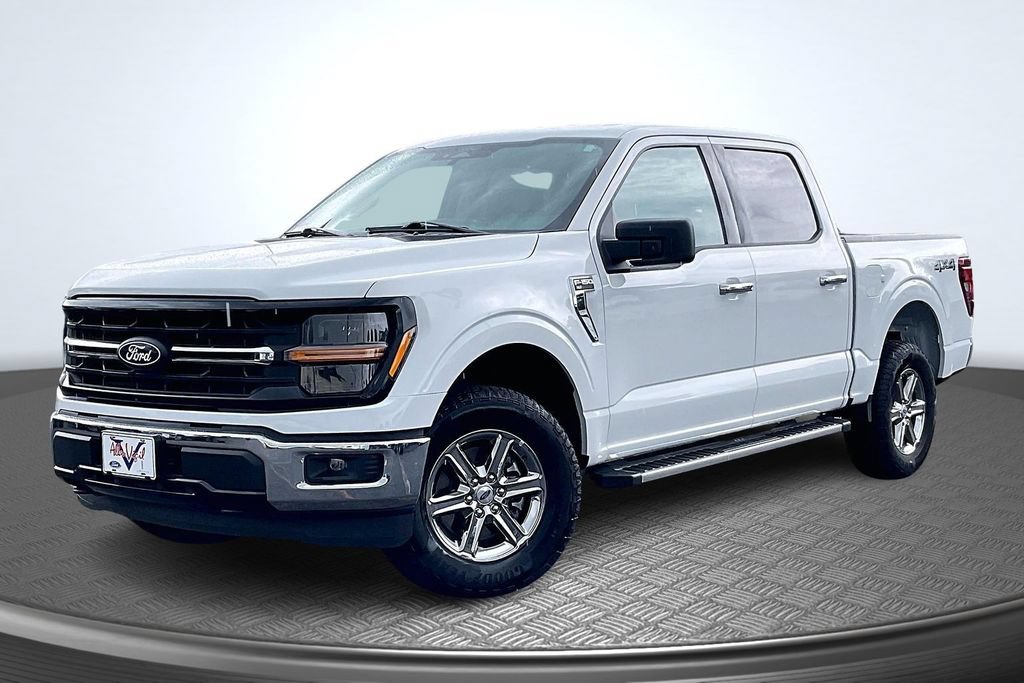 Used 2025 Ford F150 XLT w/ Equipment Group 301A Standard AWD/4WD image 3