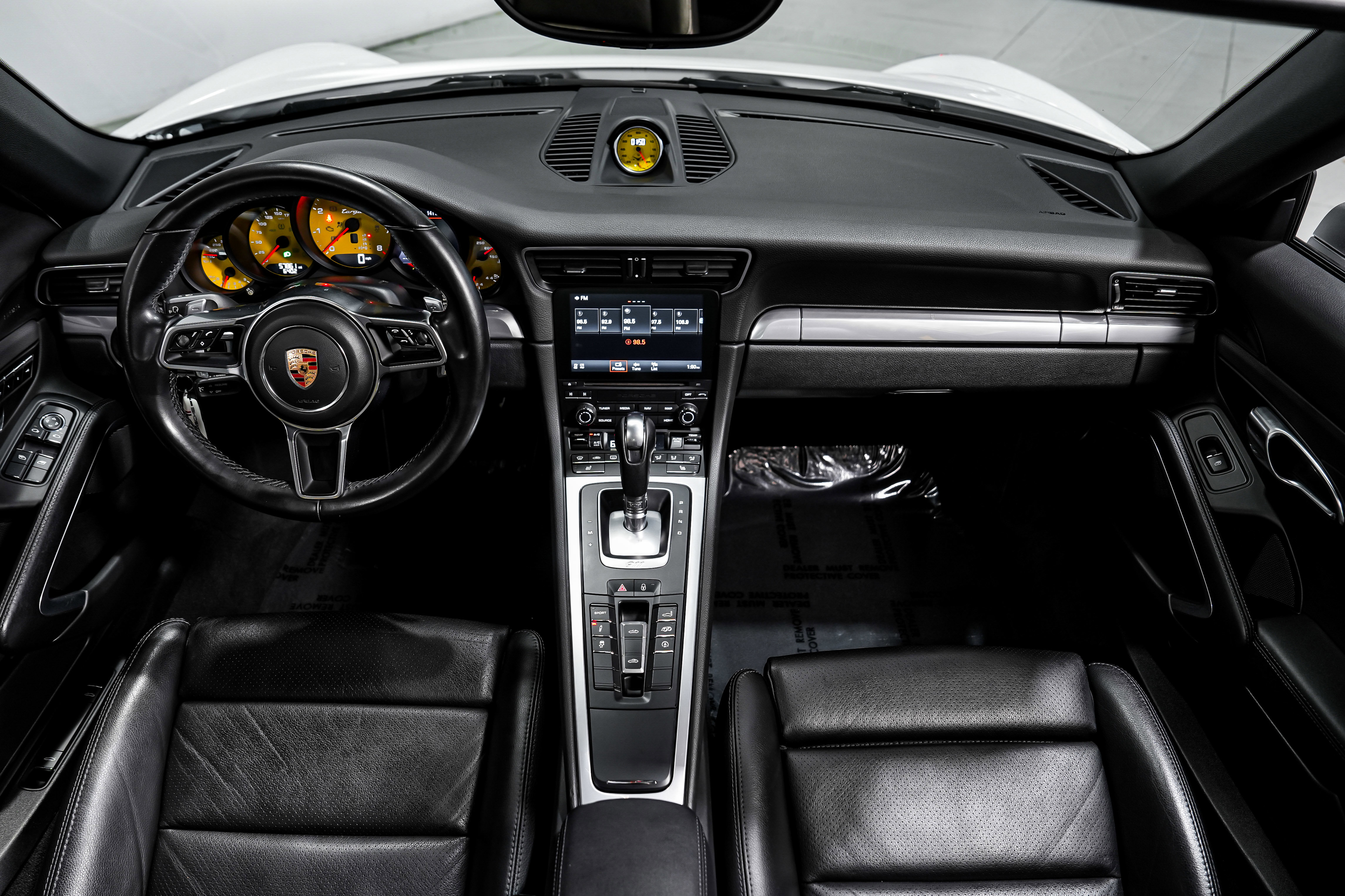 Used 2017 Porsche 911 Targa 4 image 11