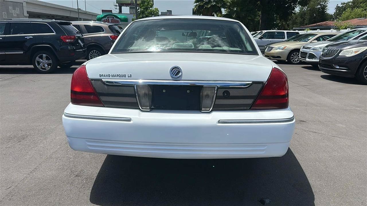 Used 2009 Mercury Grand Marquis LS RWD image 10