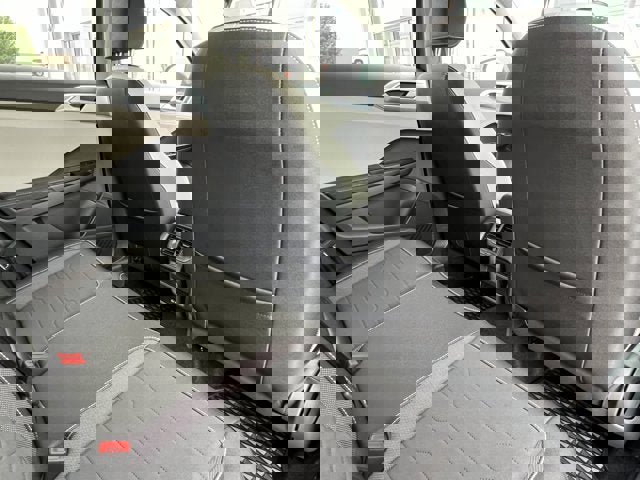 New 2025 Volkswagen Taos SE image 32