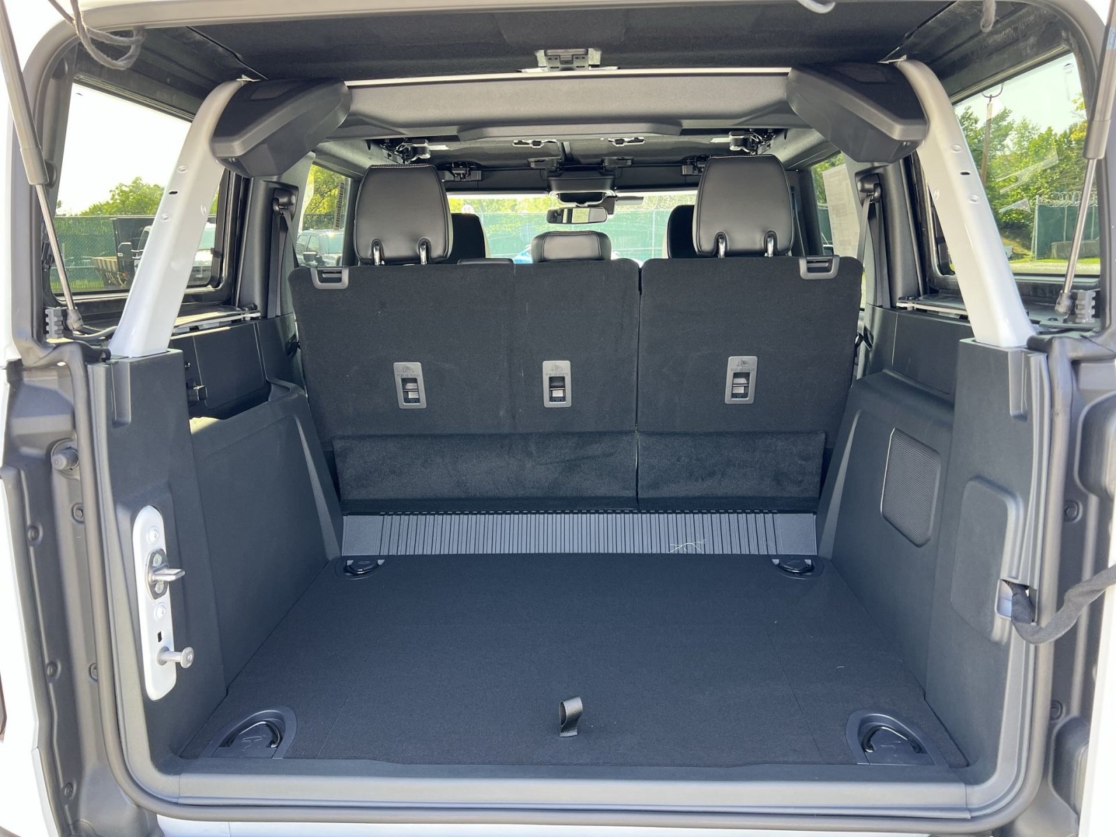 New 2026 Ford Bronco Outer Banks AWD/4WD image 25