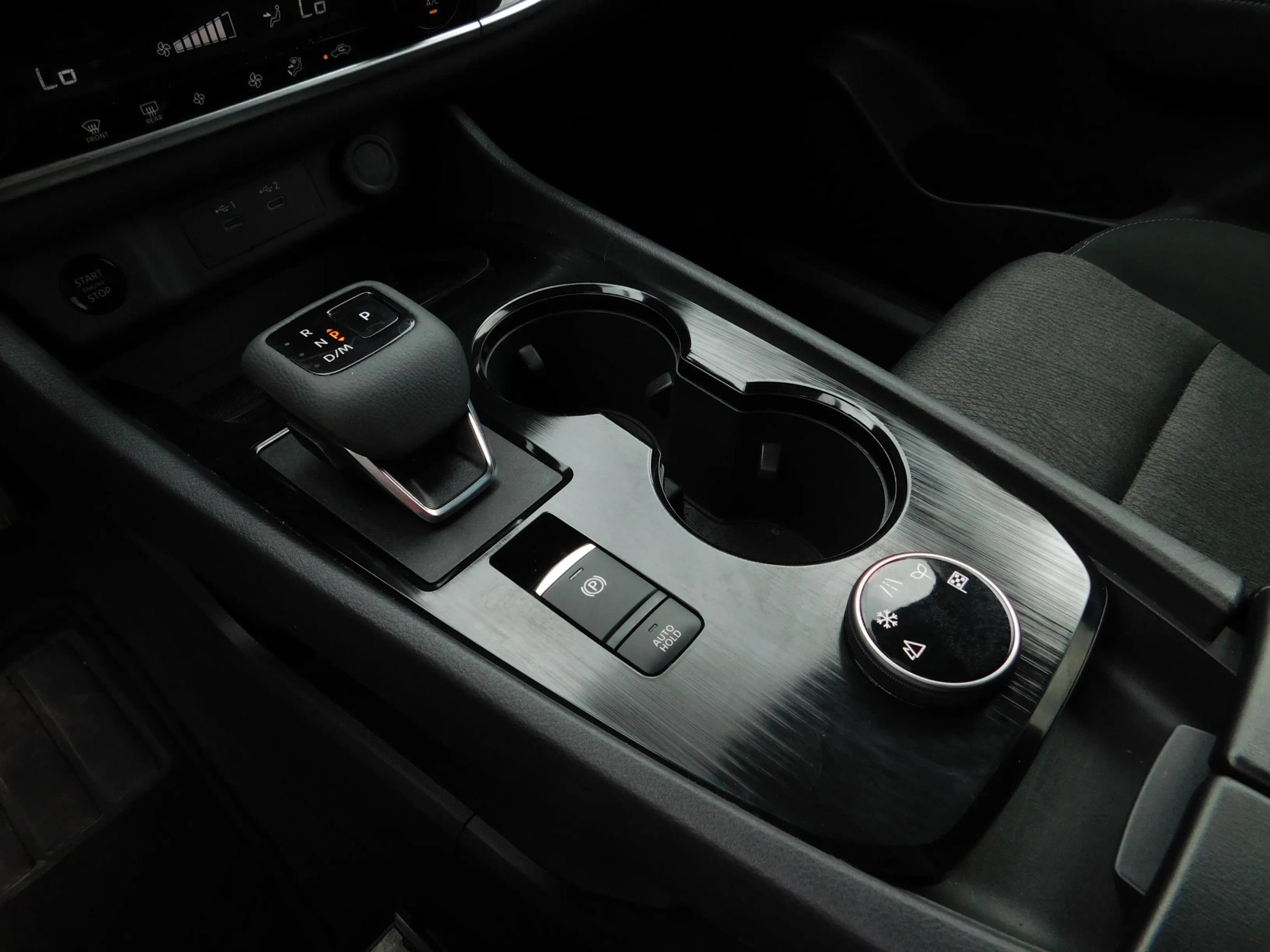 Used 2024 Nissan Rogue SV AWD/4WD image 19