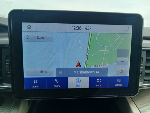 Used 2021 Ford Explorer XLT w/ Equipment Group 202A image 31