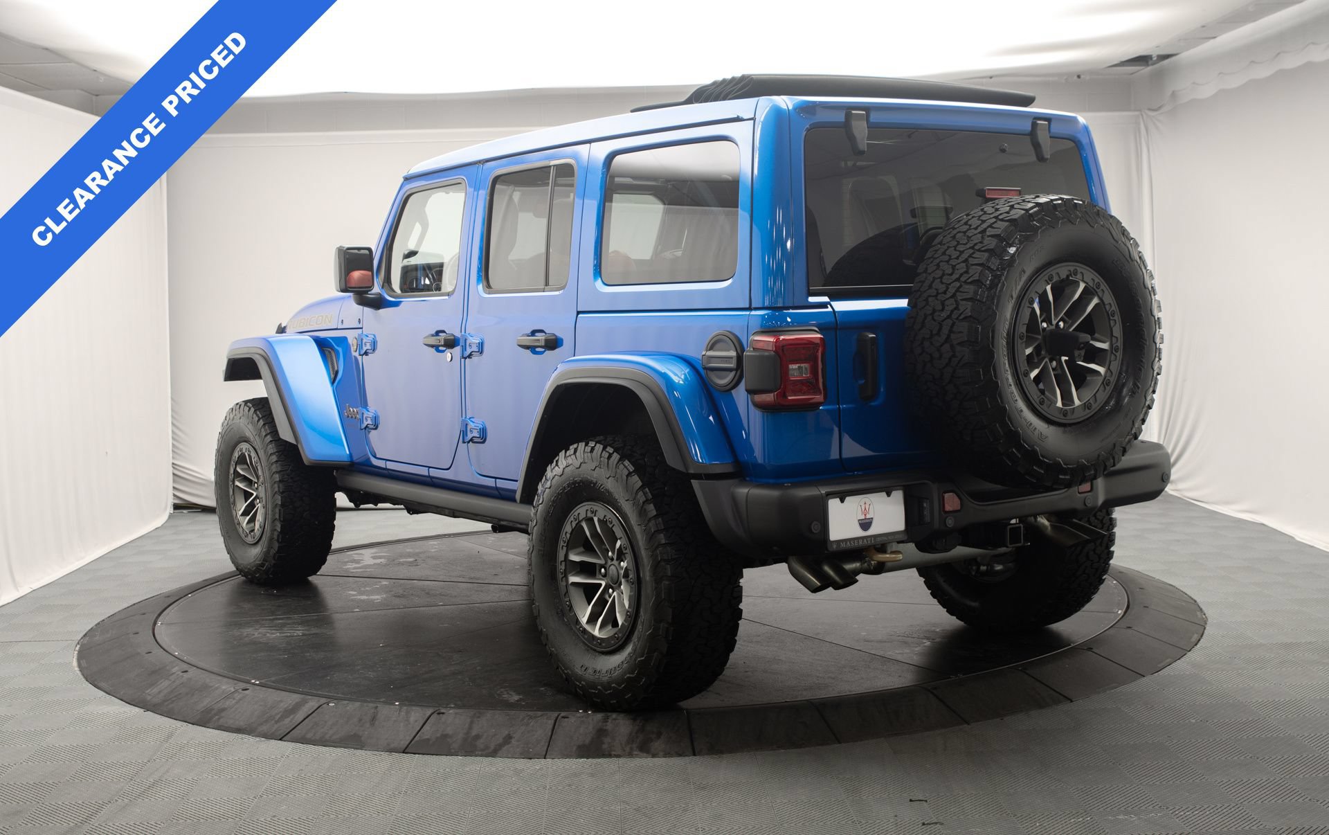Used 2024 Jeep Wrangler Unlimited Rubicon 392 AWD/4WD image 5