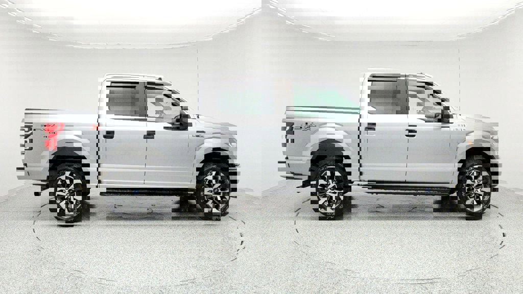 Used 2020 Ford F150 XL w/ Equipment Group 101A Mid image 4