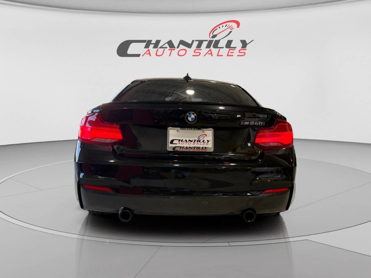 Used 2018 BMW M240i Coupe image 4