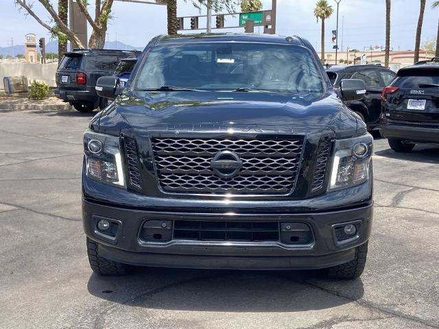 Used 2019 Nissan Titan SV w/ SV Convenience Package RWD image 3