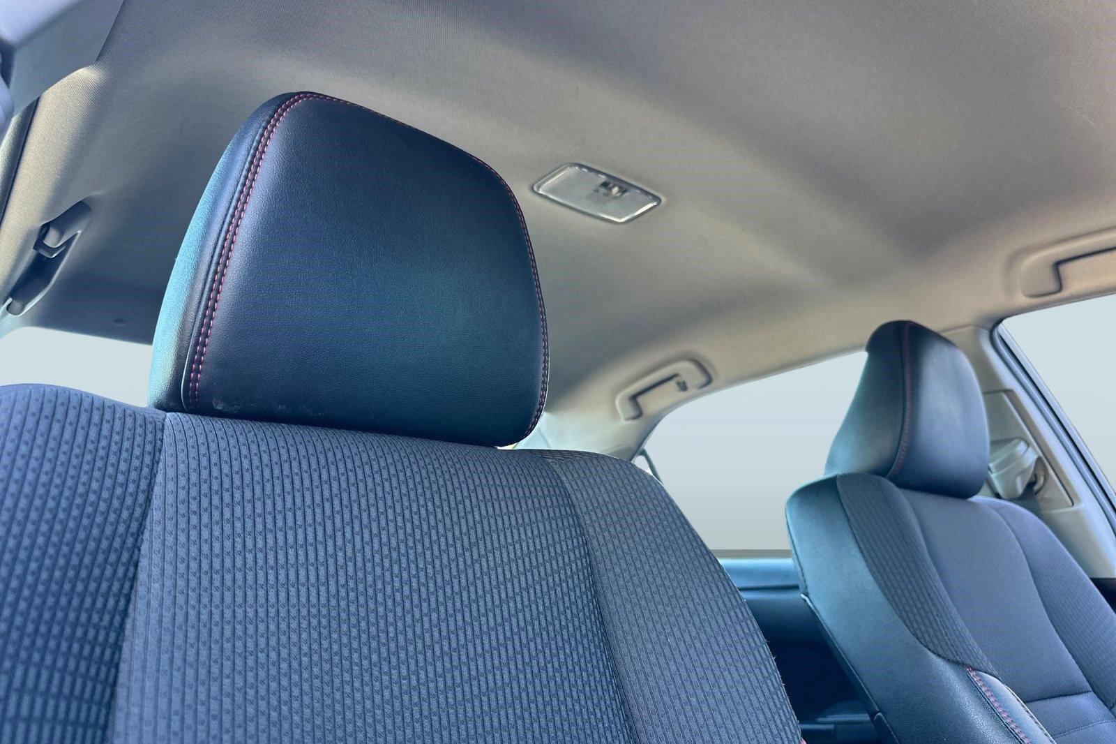 Used 2016 Toyota Camry SE image 25