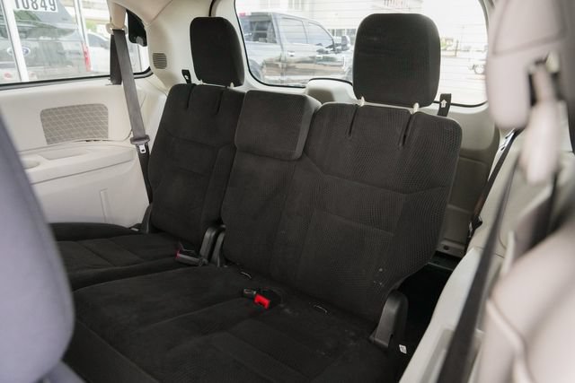 Used 2017 Dodge Grand Caravan SE w/ Power Window Group FWD image 37