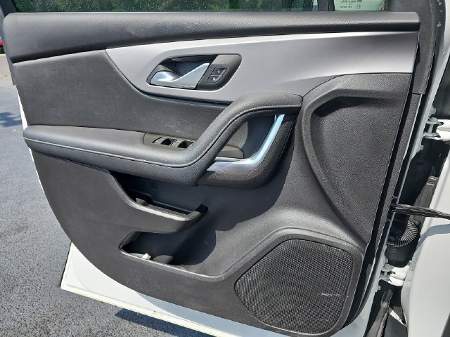 Used 2023 Chevrolet Blazer LT FWD image 32