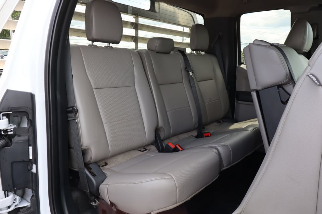 Used 2022 Ford F550 4x4 SuperCab Super Duty image 33