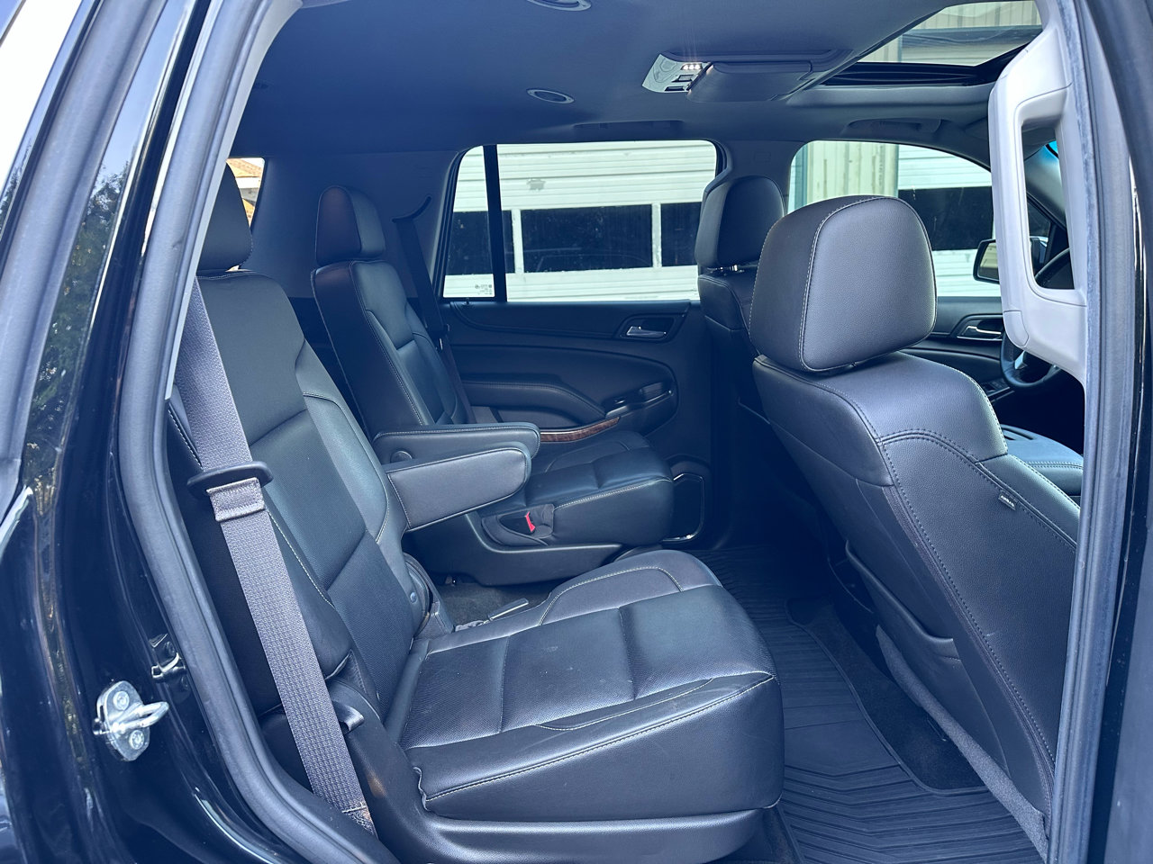 Used 2017 Chevrolet Tahoe Premier image 34