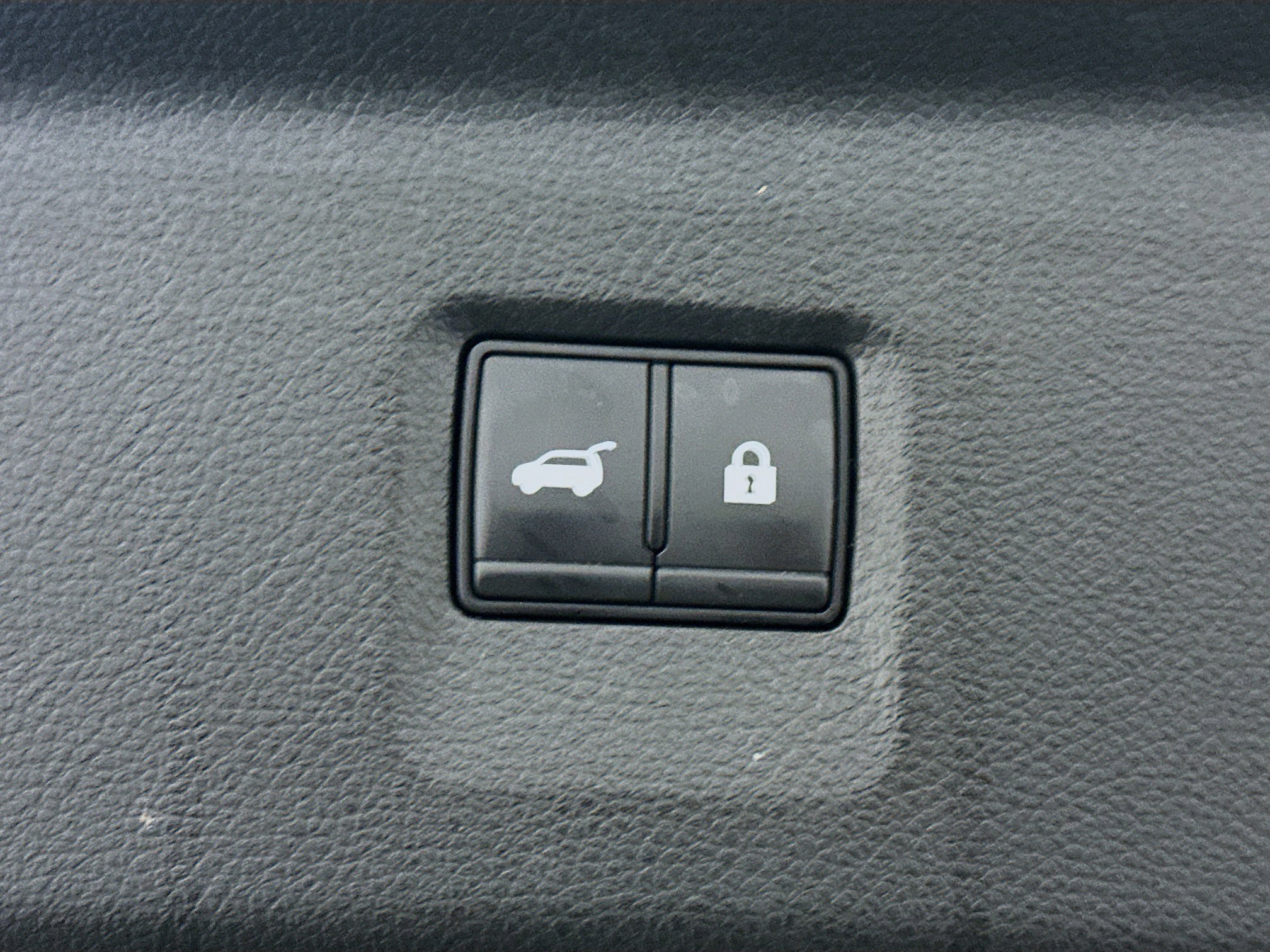 Used 2023 INFINITI QX60 Luxe w/ Performance Audio Package AWD/4WD image 33