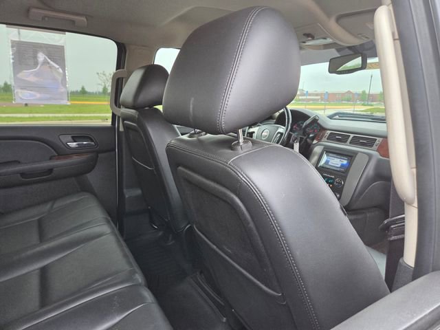 Used 2013 GMC Sierra 2500 SLT w/ Suspension Package, Off-Road AWD/4WD image 39