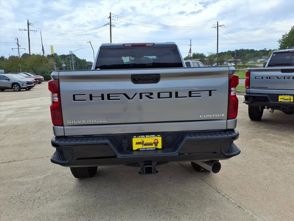 New 2025 Chevrolet Silverado 2500 Custom w/ Custom Value Package image 4