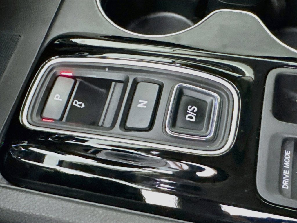 Used 2023 Honda Pilot Elite image 23