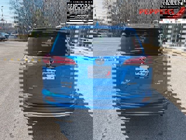 Used 2016 Toyota RAV4 Limited image 6