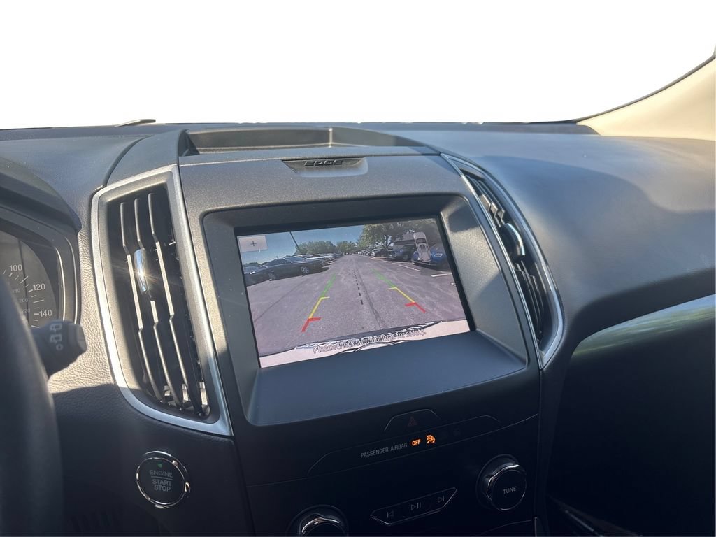Used 2020 Ford Edge SE FWD image 33