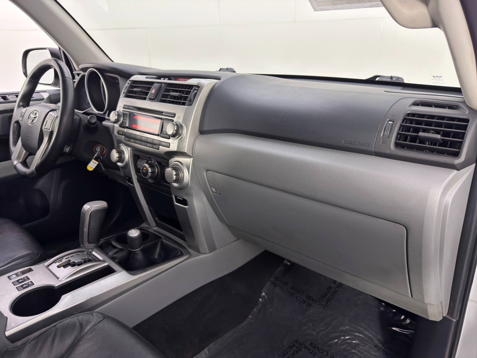 Used 2010 Toyota 4Runner SR5 image 14