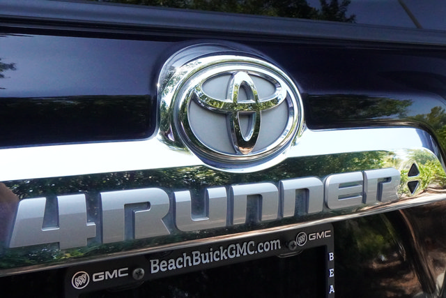 Used 2023 Toyota 4Runner Limited AWD/4WD image 41