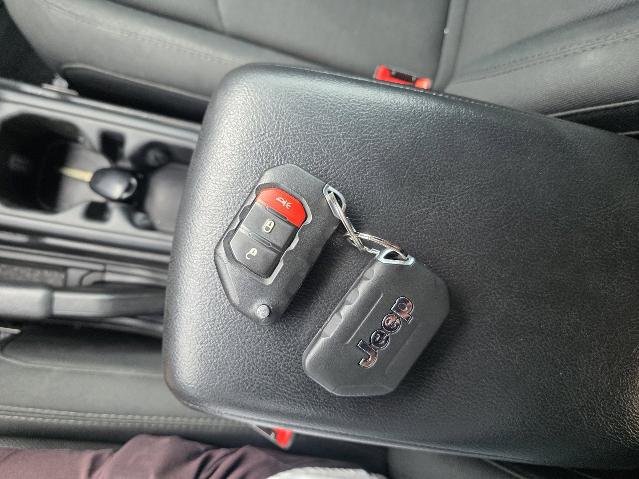 Used 2020 Jeep Gladiator Sport w/ Quick Order Package 24S image 21