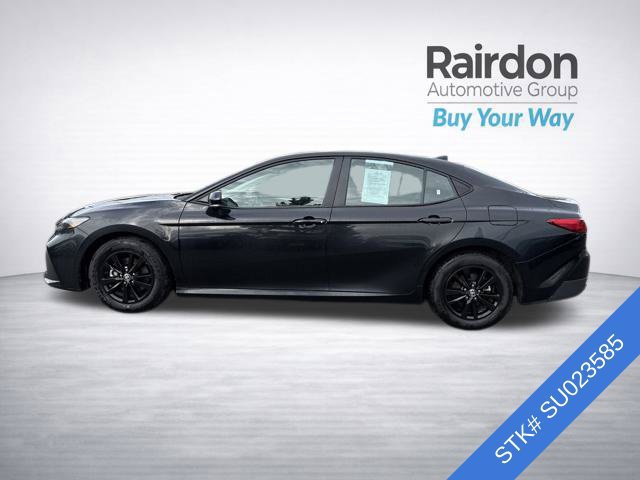 Used 2025 Toyota Camry LE FWD image 4